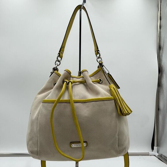 COACH AVERY CANVAS DRAWSTRING SHOULDER BAG - Picture 2 of 11